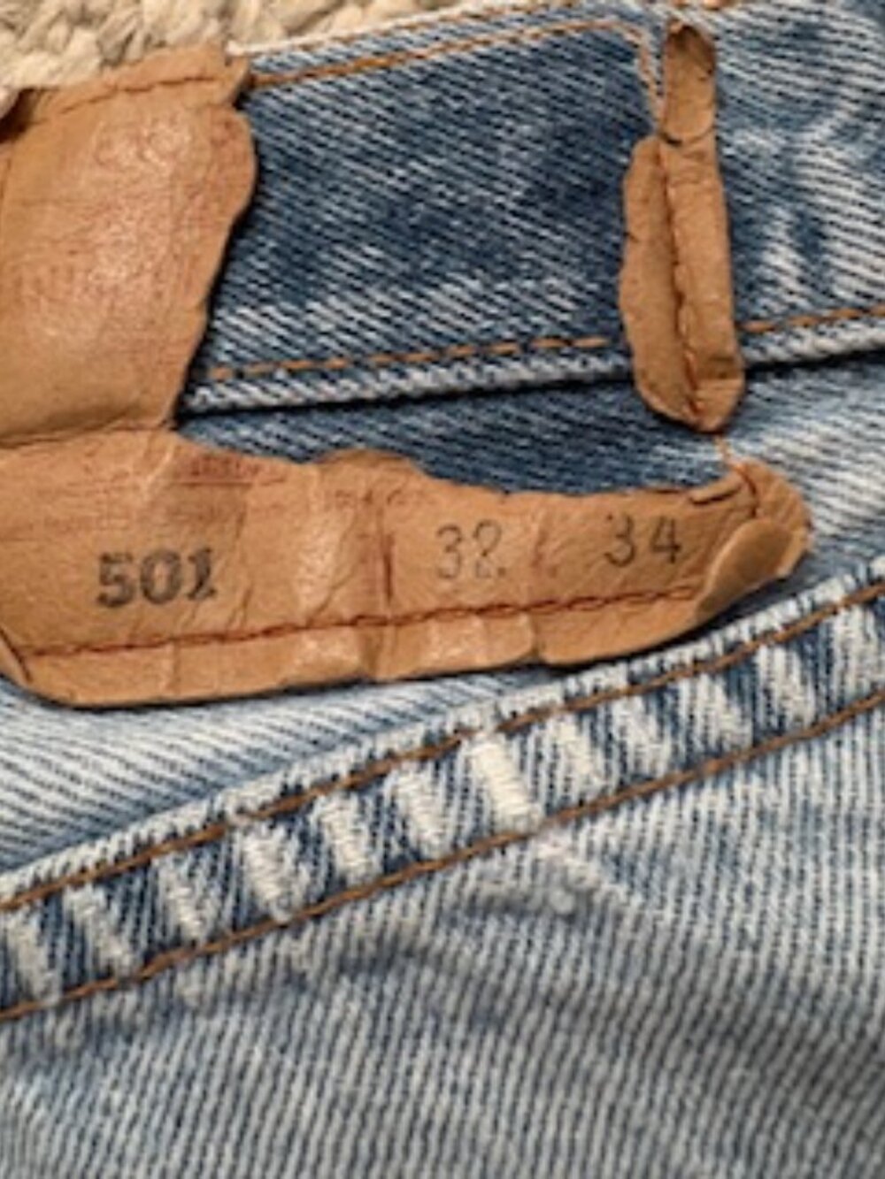 Levi's Vintage Jeans 32x34 For Women Jan 1993 SF factory - Picture 4 of 8